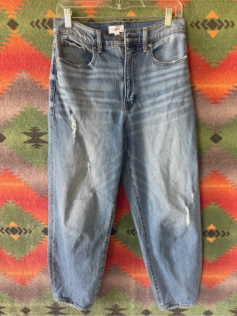 Evereve Light Blue Relaxed Ankle Crop Jeans